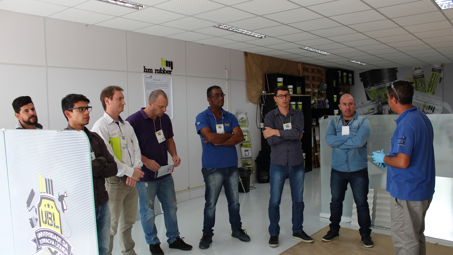 Treinamentos da Universidade da Borracha Líquida ensinam todos os segredos e técnicas para aplicar o revestimento. | Foto: Divulgação