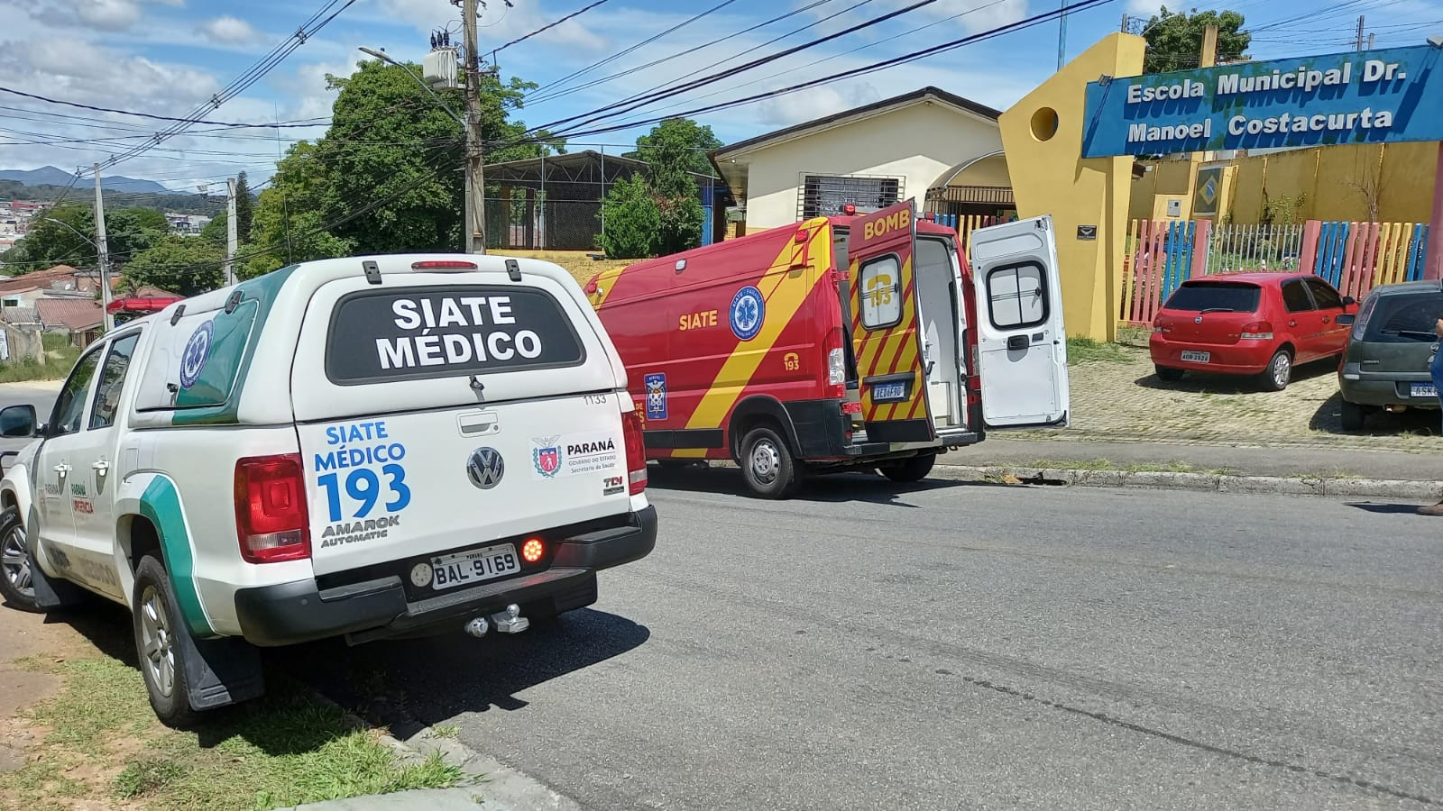 assalto escola colombo