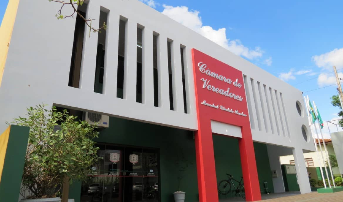 Ex-vereador Adelar Neumann, da cidade de Marechal Cândido Rondon, foi condenado a sete anos de prisão pelo crime de rachadinha.