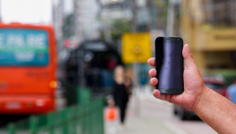 Implantação do 5G em Curitiba será discutida na Câmara de Curitiba.