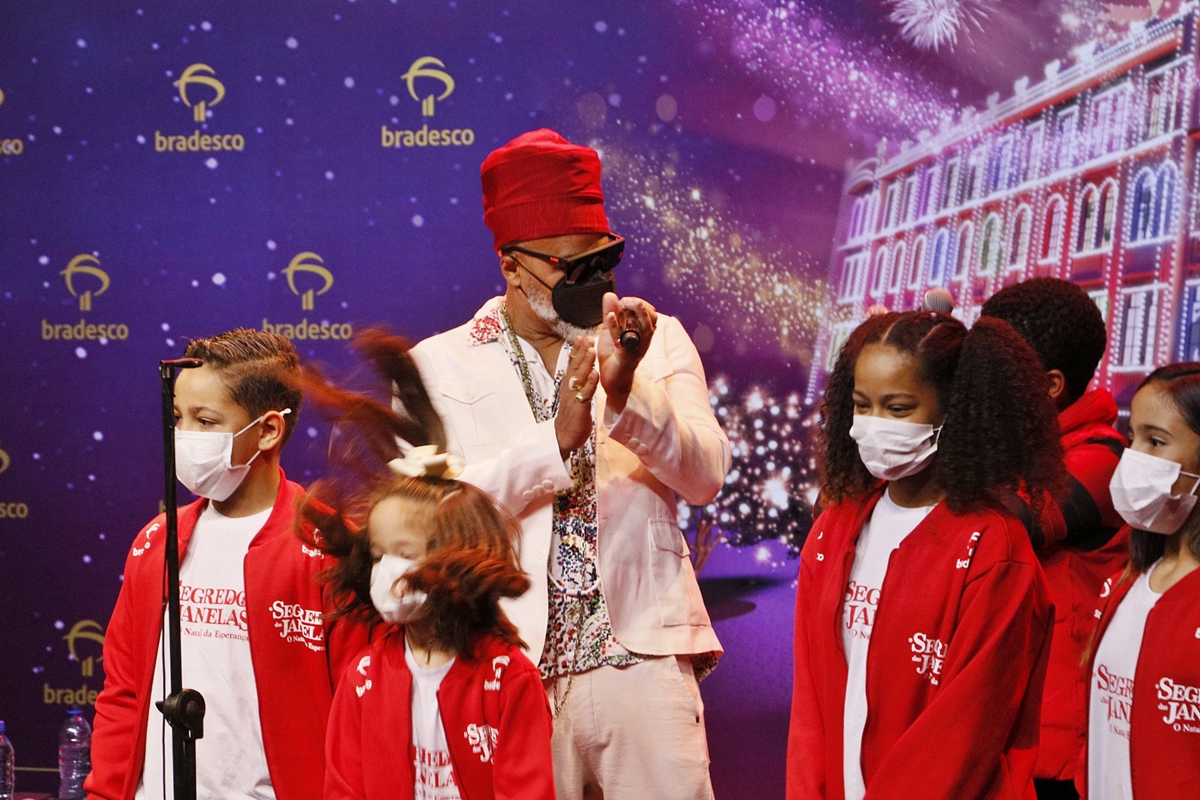 Carlinhos Brown no Natal do Palácio Avenida