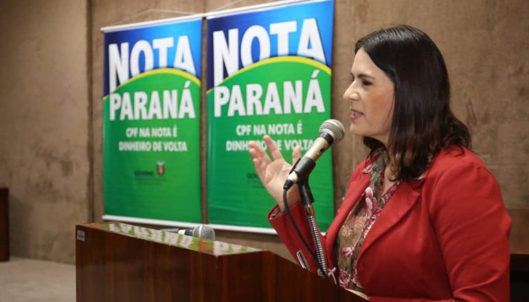 Marta Gambini é coordenadora do programa Nota Paraná e respondeu os questionamentos feitos pela Tribuna sobre algumas dicas pra faturar prêmios no programa.