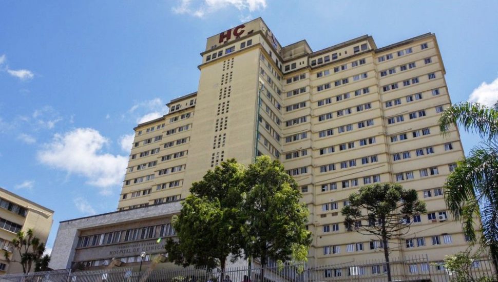 Hospitais de Curitiba atingem lotação e restringem atendimento no  pronto-socorro - RIC Mais