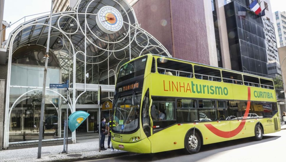 ônibus da linha turismo
