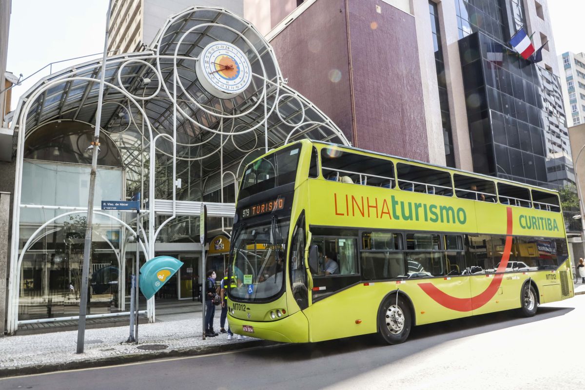 ônibus da linha turismo