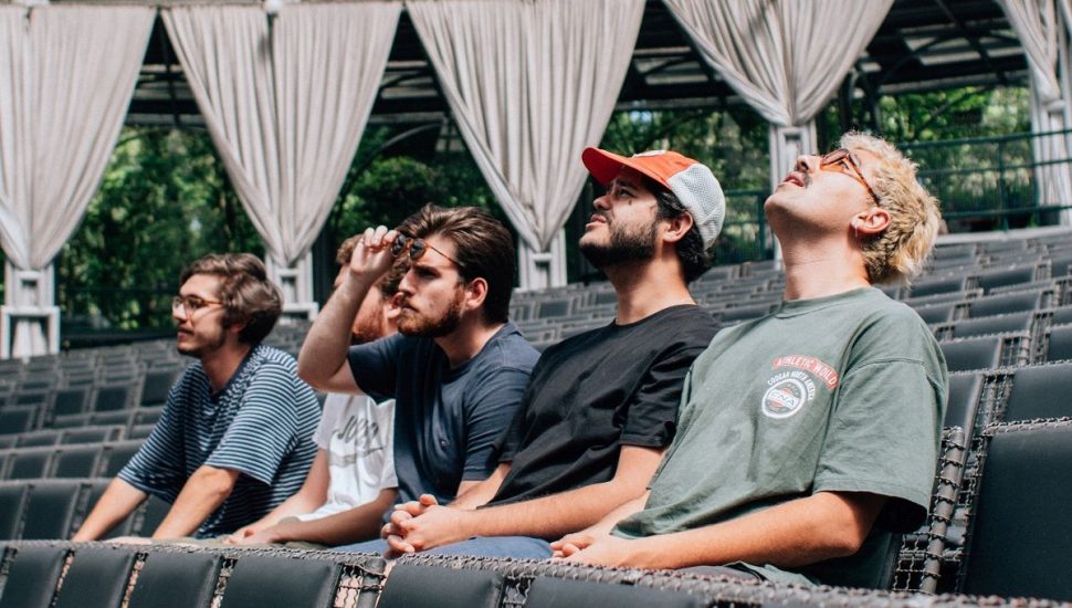 Ópera de Arame reabre com show da banda Jovem Dionísio