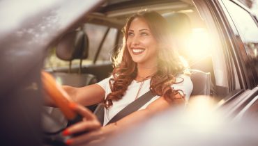 Com os devidos cuidados, dirigir fica tranquilo e seguro. | Foto: Shutterstock
