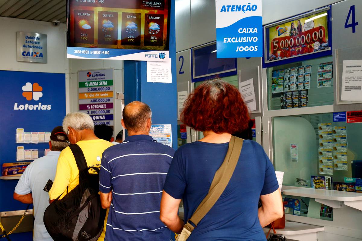 Mega da Virada coloca muita gente pra sonhar com a bolada de R$ 350 milhões.