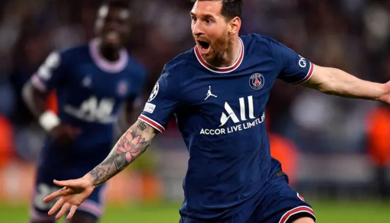 Que tal contratar o Messi para jogar no seu time? Com a Mega da Virada é possível.