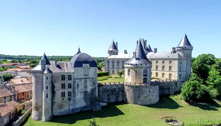 Que tal viver em um castelo? Sim, com a Mega da Virada é possível.