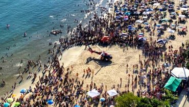 "Mar de gente" chegou atenção no resgate feito neste sábado no litoral paranaense.
