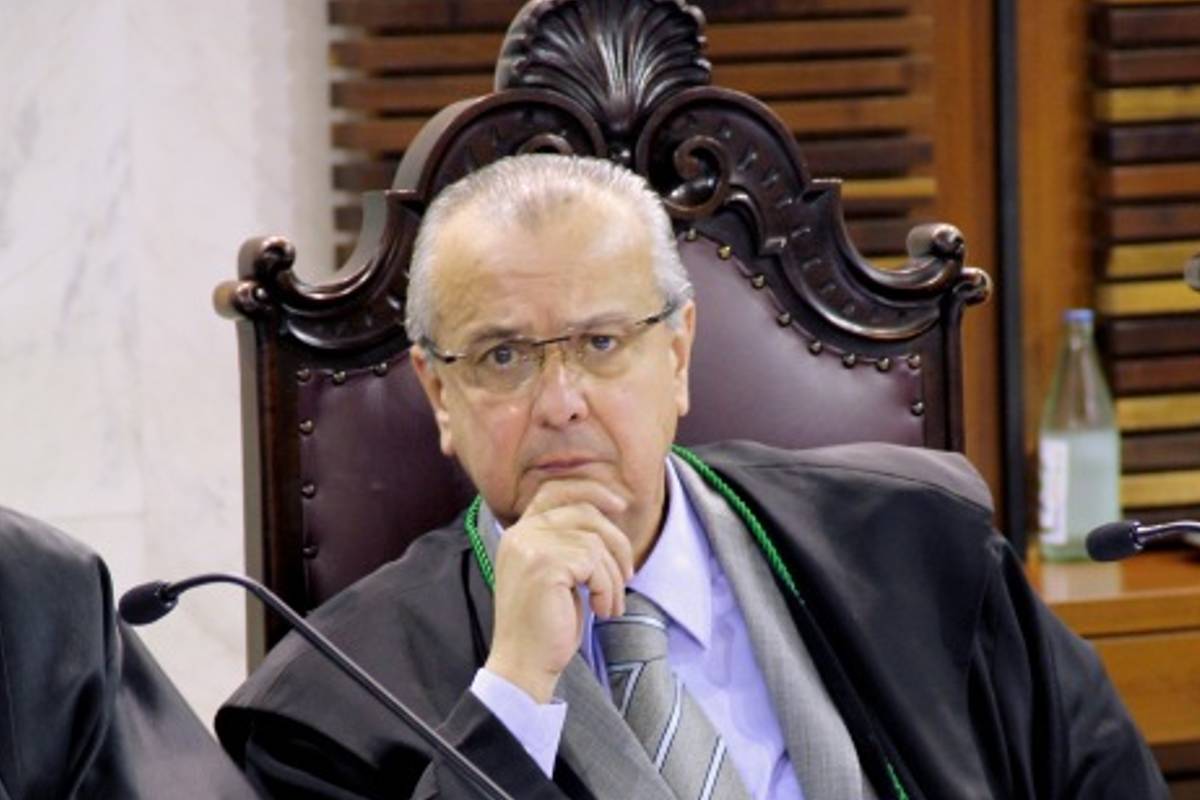 Caio estava internado no Hospital Angelina Caron por conta de uma pneumonia.