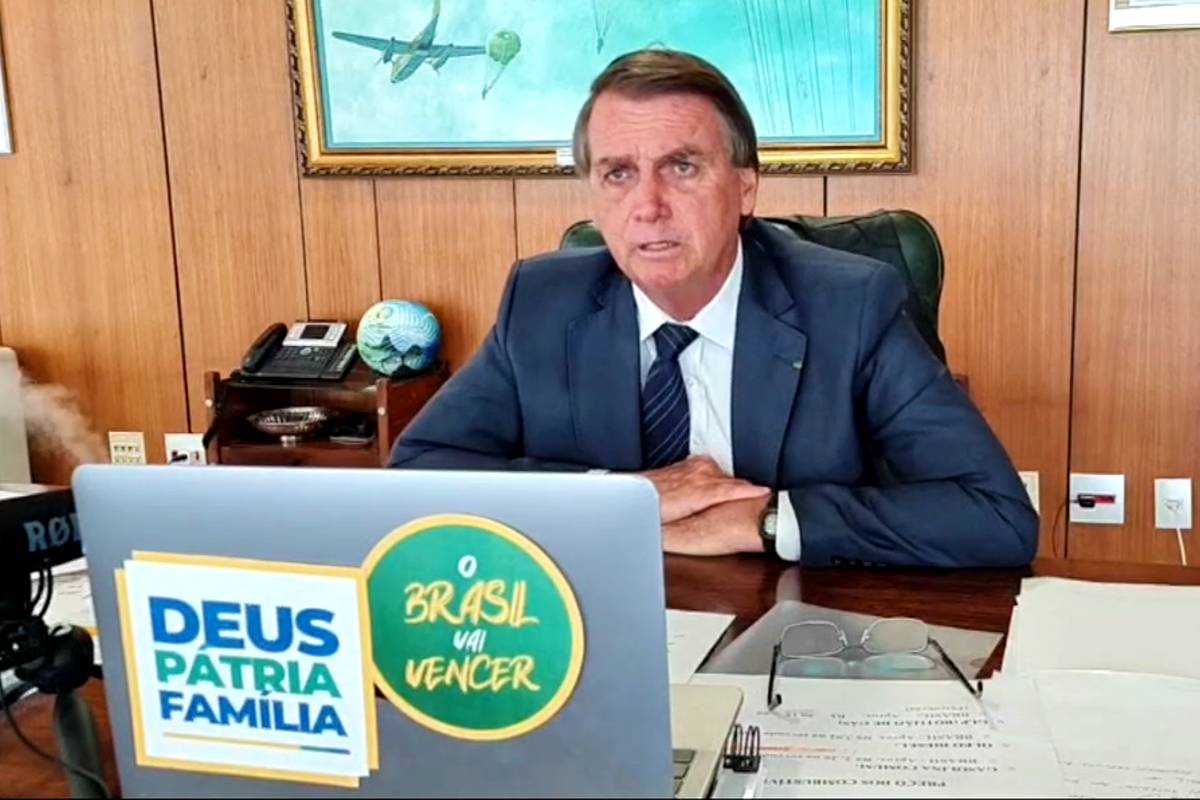 Frases foram faladas em uma live feita por Bolsonaro.