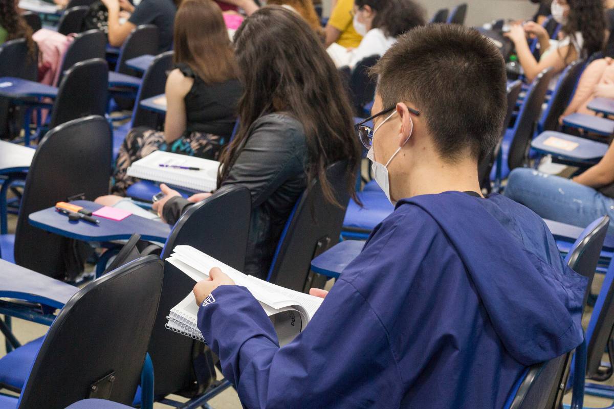 Inscrições para o cursinho solidário 2022 estão abertas.