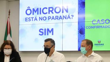 Segundo a Secretaria de Saúde, já existe transmissão comunitária da variante Ômicron no Paraná.