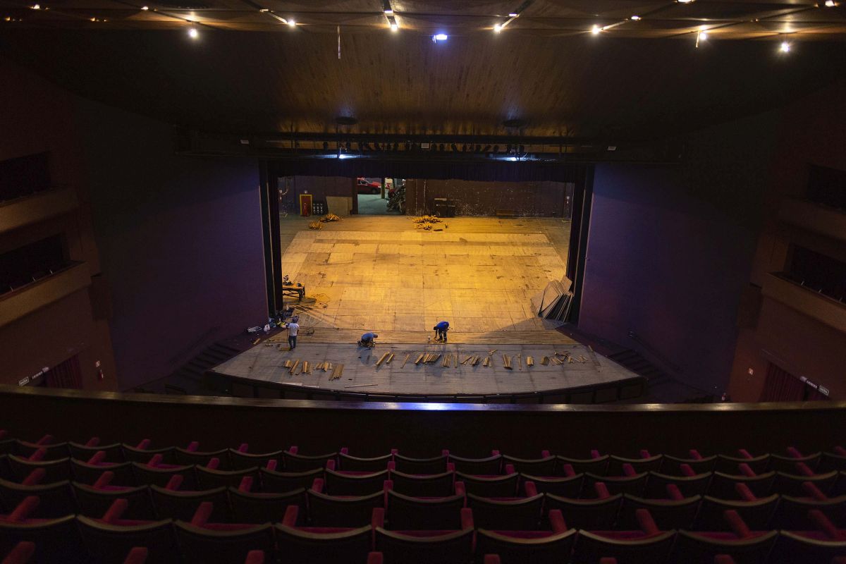 Reforma teatro guaíra