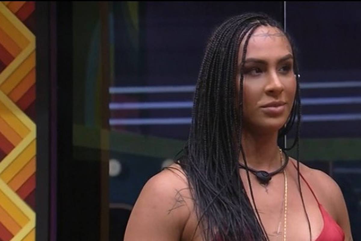 Blog fez posts transfobicos contra a participante Linn da Quebrada e também contra Douglas Silva.