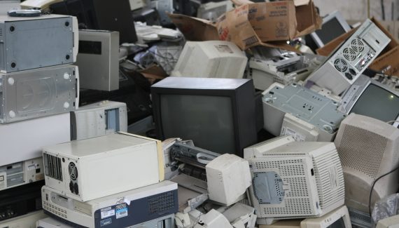 Onde jogar lixo eletrônico em Curitiba