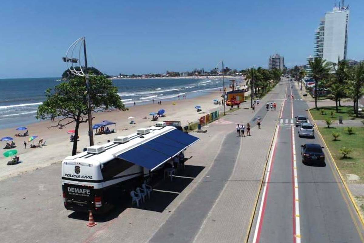 Drones ajudam as policiais pela praticidade e rapidez.