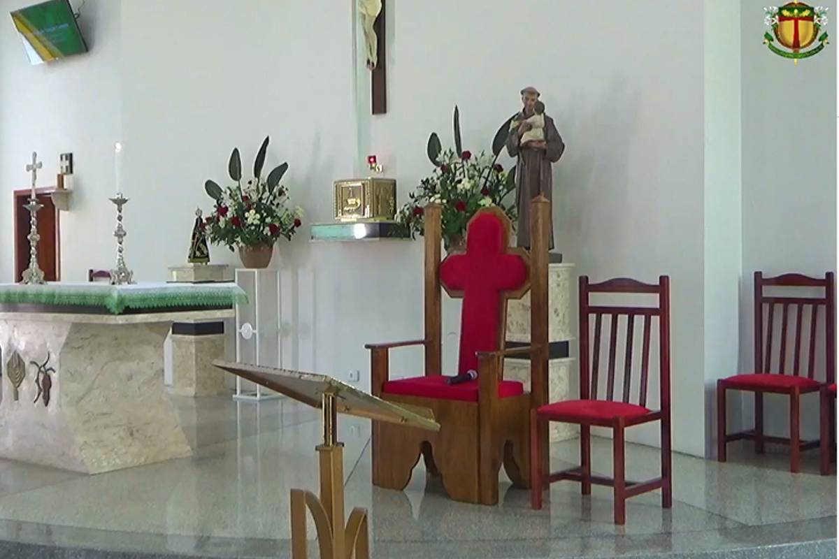 Paróquia em São José dos Pinhais foi invadida por marginais que levaram itens religiosos.