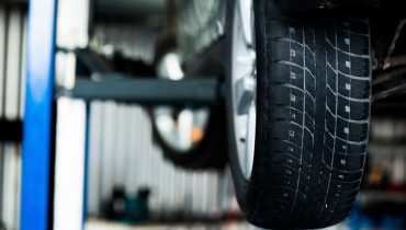 Qual é a hora certa de trocar os pneus do carro?