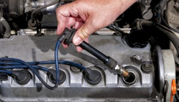 Você sabe como testar os cabos de vela do seu carro?