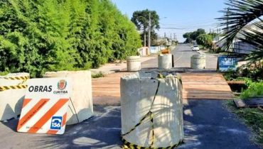 Construção de uma nova ponte em Curitiba gerou discussão entre internautas e o prefeito Rafael Greca.