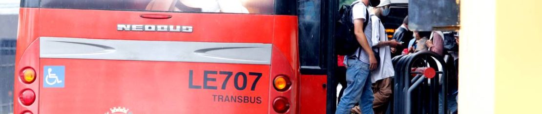 A máscara é importante para evitar contaminação e o avanço da pandemia de covid-19.