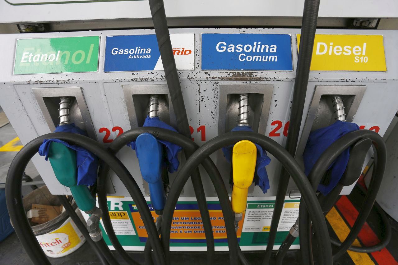 Gasolina e mais bombas de combustíveis