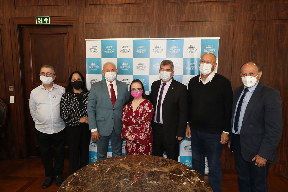 Karina Gouvea down alep