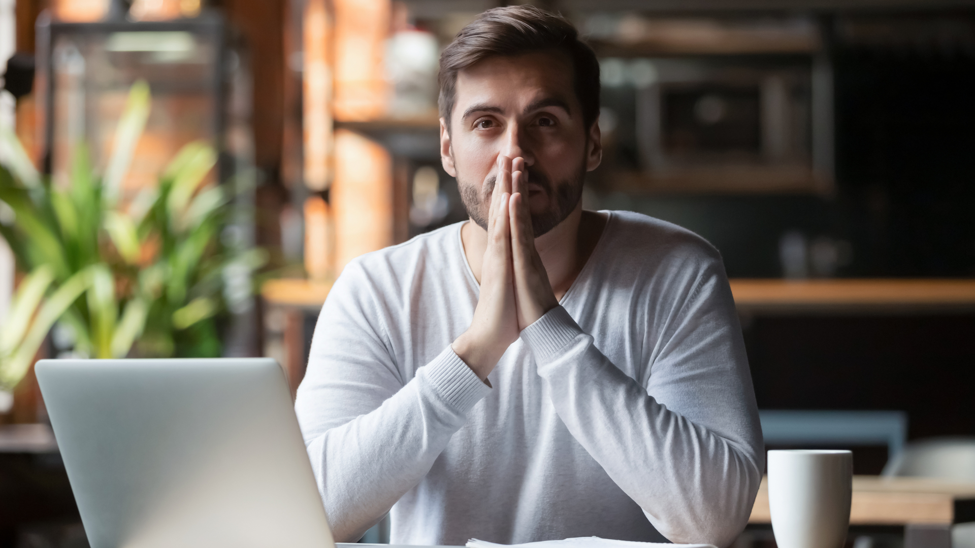 Com o mercado de trabalho cada vez mais competitivo, agregar uma experiência internacional é uma boa vantagem competitiva para seu filho. | Foto: Shutterstock