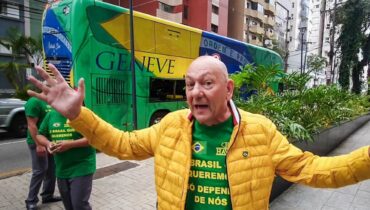 Luciano Hang voltou a criticar a aplicação de multas em Curitiba e ironizou. "Na próxima venho de helicóptero".