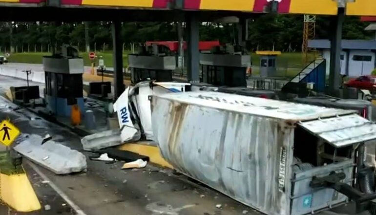 Caminhoneiro não resistiu aos ferimentos do grave acidente.