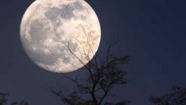 Eclipse Lunar Total será entre domingo e segunda-feira.
