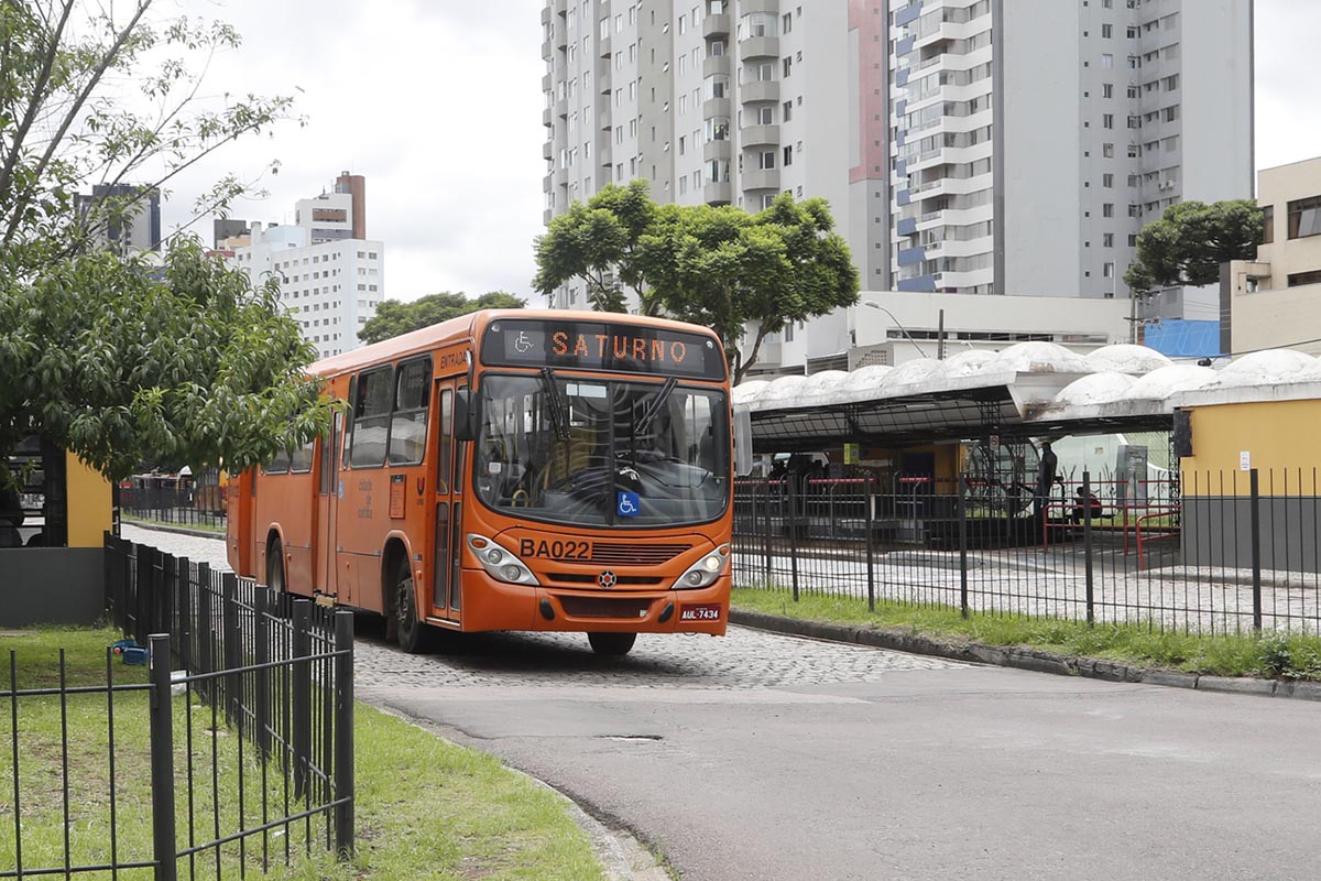 ônibus curitiba