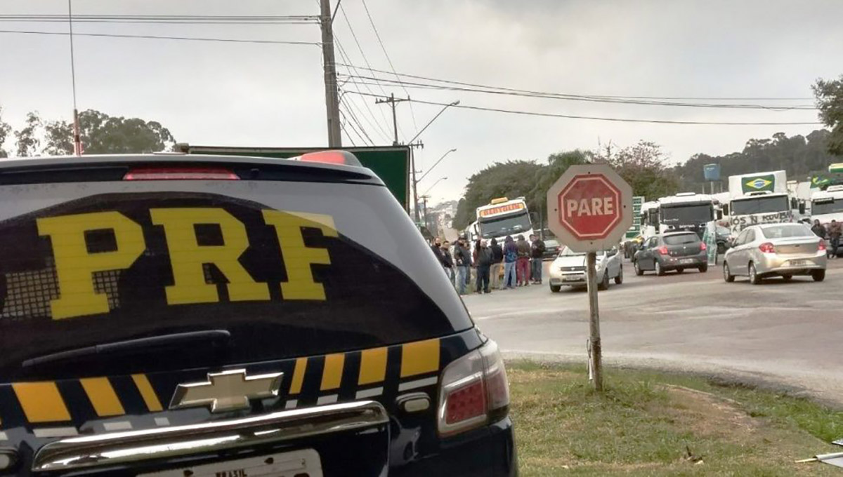 greve caminhão prf