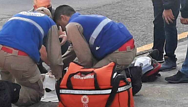 Homem tinha um grave sangramento na cabeça e foi atendido pela equipe do Samu.