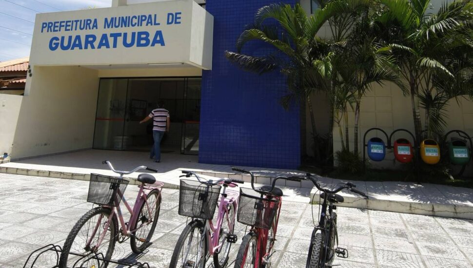 Concurso na prefeitura de Guaratuba tem 722 vagas e salários de até R$ 19 mil.