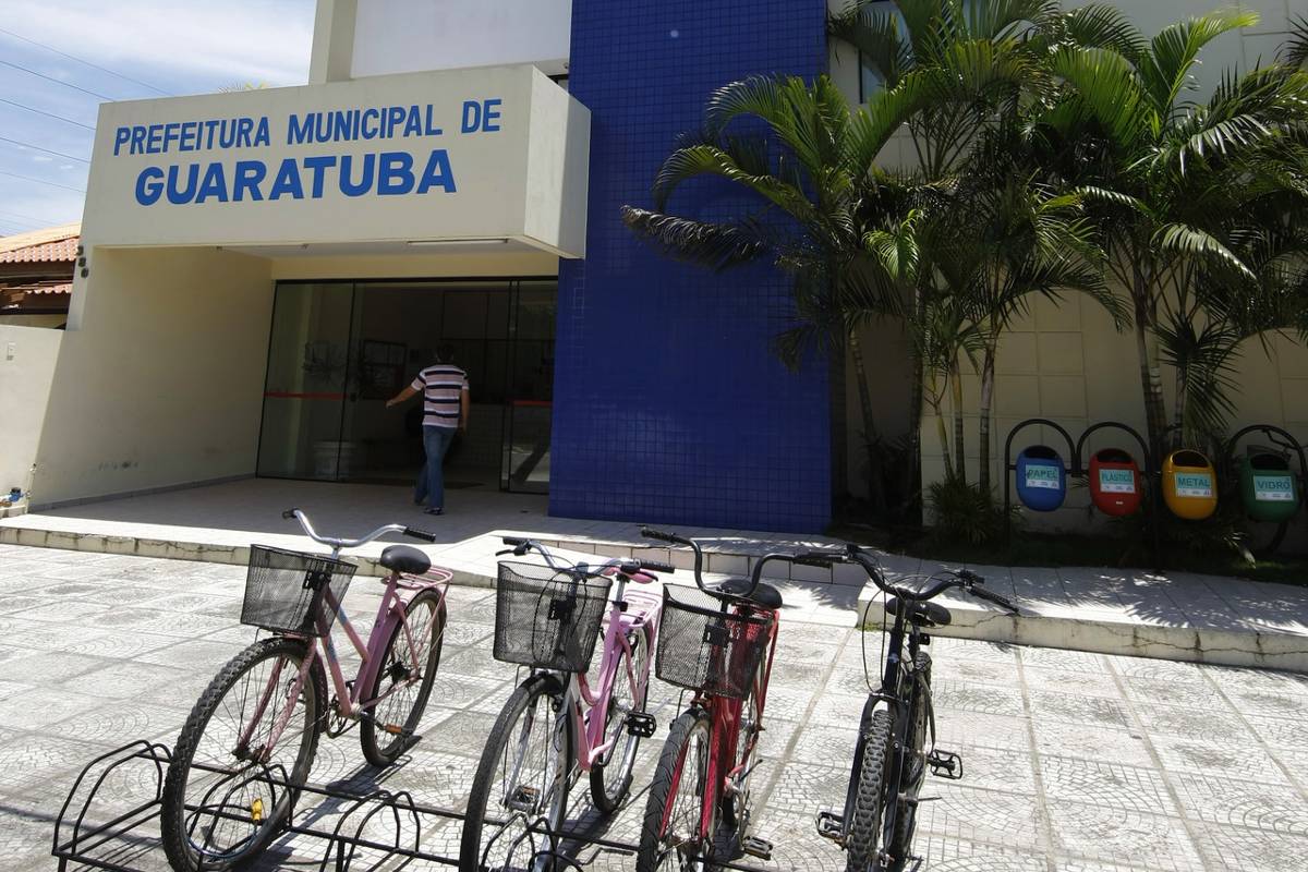 Concurso na prefeitura de Guaratuba tem 722 vagas e salários de até R$ 19 mil.