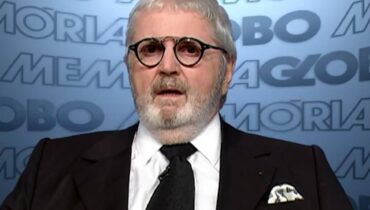 Jô Soares morre aos 84 anos em São Paulo.