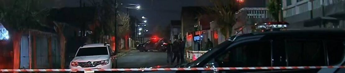 Confrontos ocorreram em dois pontos de Curitiba, deixando 8 mortos.