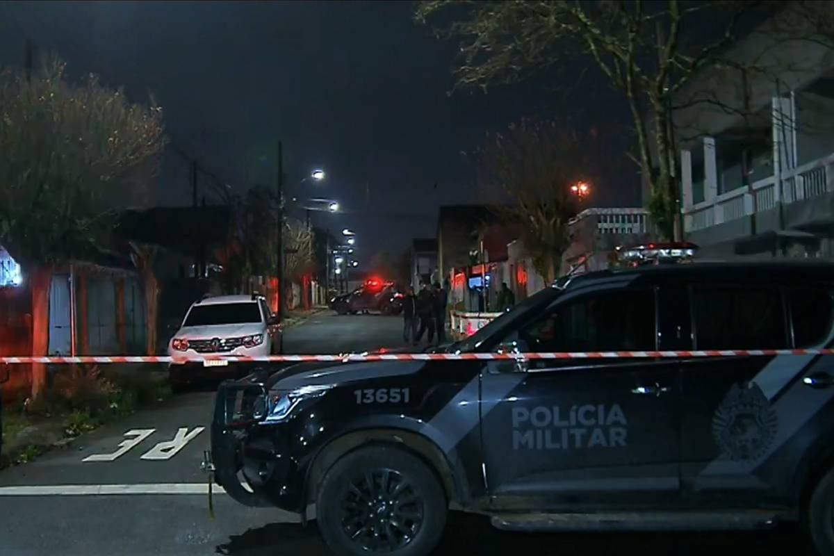 Confrontos ocorreram em dois pontos de Curitiba, deixando 8 mortos.