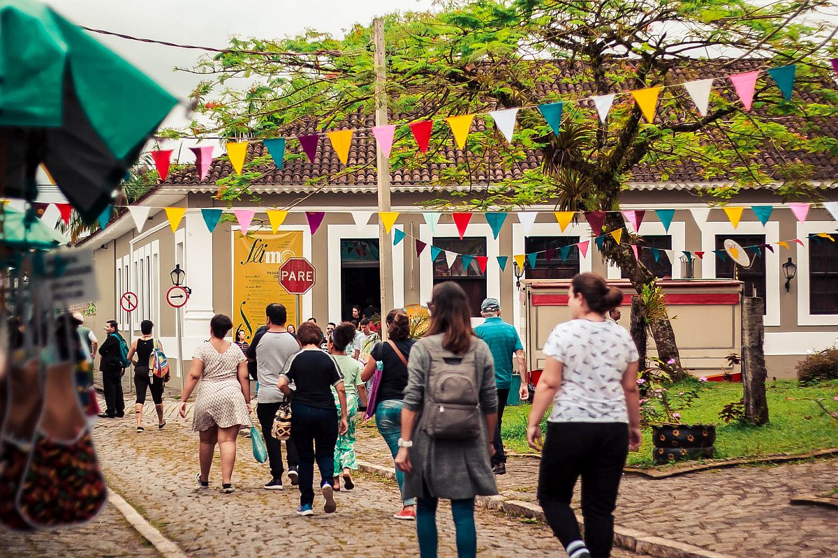 Centro histórico de Morretes recebe Festa Literária FLIMO