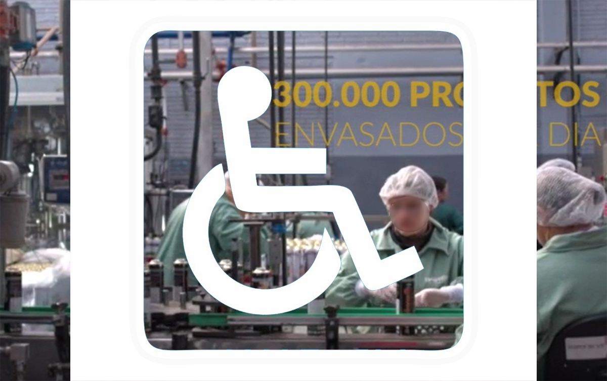 Imagem mostra linha de produção da Baston com a logomarca dos PCD em destaque