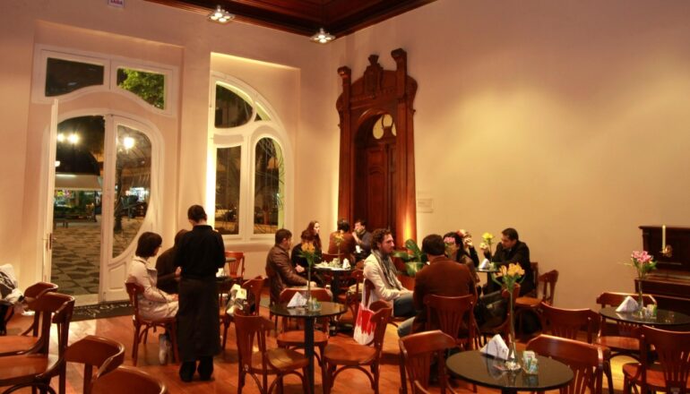 Café do Viajante em Curitiba é um dos lugares mais charmosos da cidade