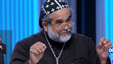 Imagem mostra Padre Kelmon, que protagonizou momentos inusitados no debate da Globo.