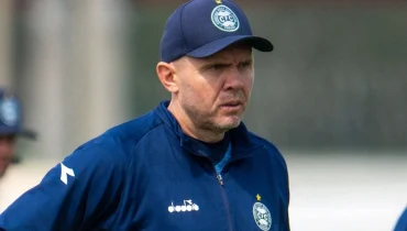 “Vejo de outra forma”: Presidente do Coritiba avalia trabalho de Mozart