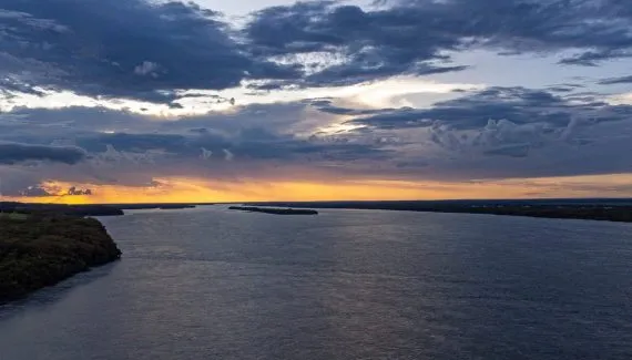 Verão do Paraná também tem praias de água doce