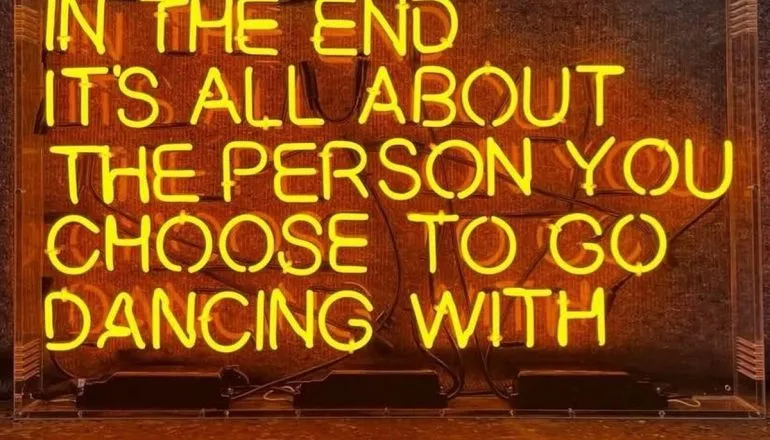 Posso dançar contigo?