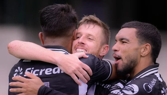 Operário vence nos pênaltis e é bicampeão do Paranaense